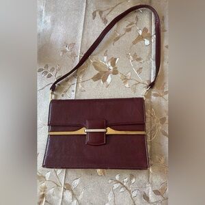 Vintage Burgundy Leather Shoulder Bag with Clasp